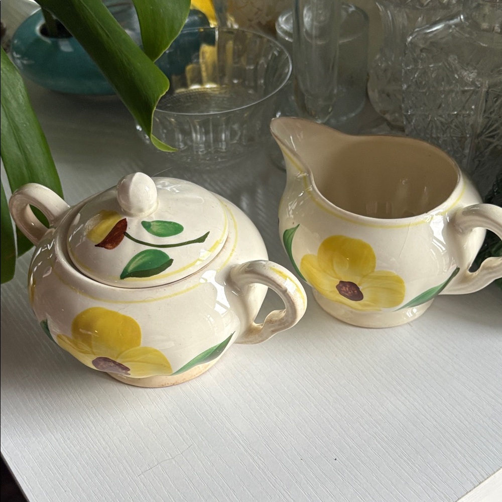 Vintage Rock Rose Yellow Lidded Sugar Bowl And Creamer